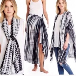 NWT Michael Stars Ruana